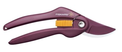 FISKARS 1027495 Nůžky zahradnické do 20mm P26 SingleStep fialové  (1027495)