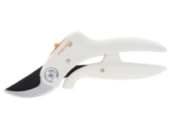 Nůžky zahradnické do 20mm P57 PowerLever FISKARS 1026916